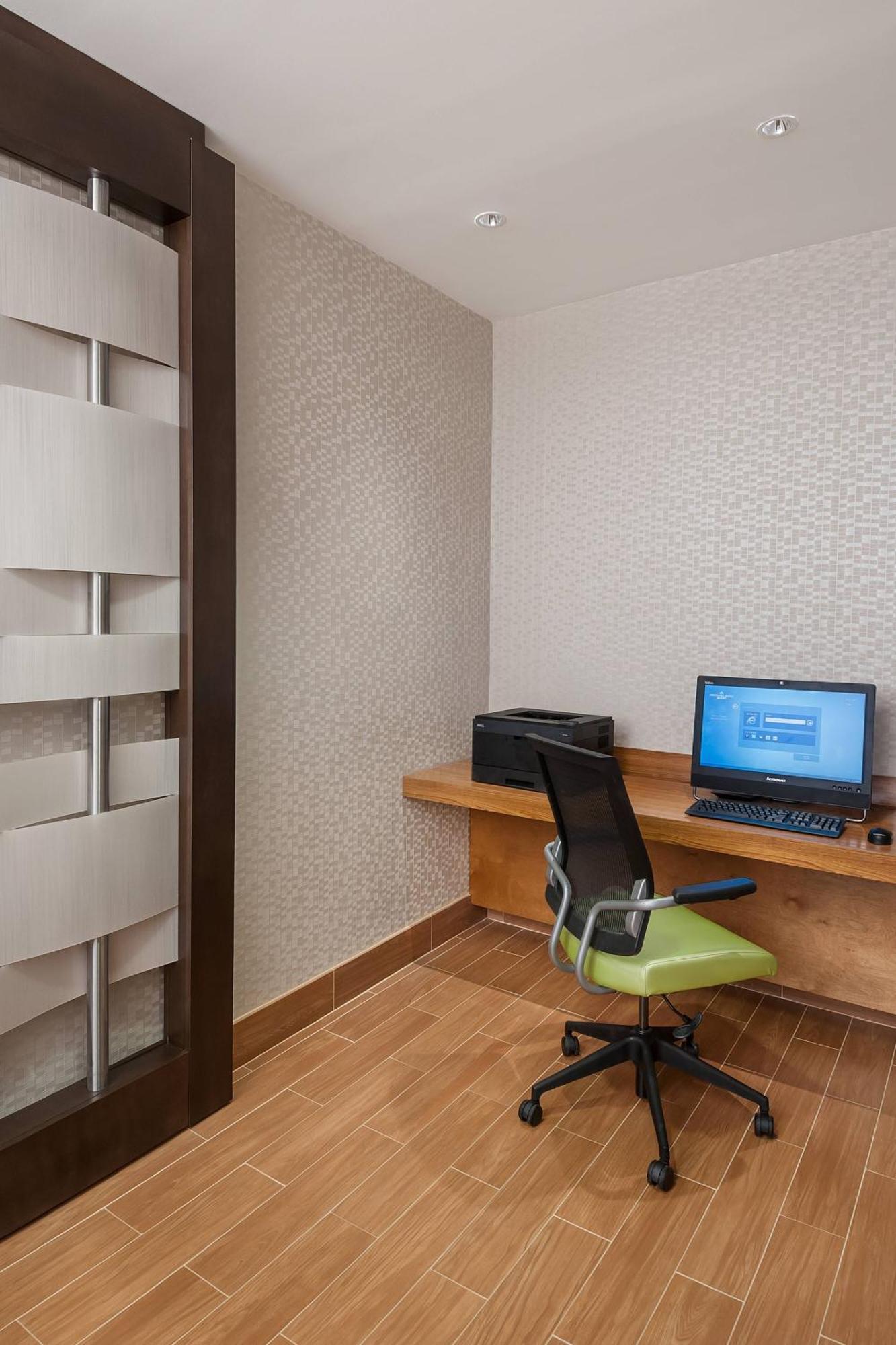 Springhill Suites By Marriott Baton Rouge South Экстерьер фото