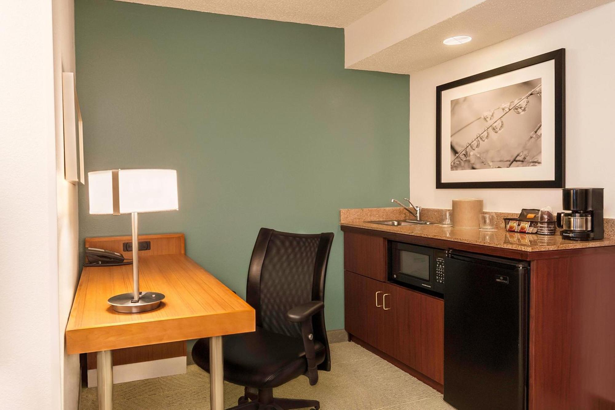Springhill Suites By Marriott Baton Rouge South Экстерьер фото